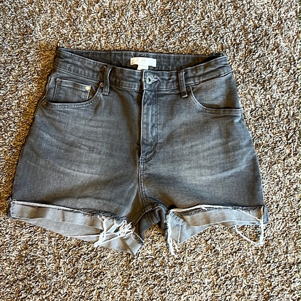 H&M denim shorts size 4